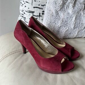 Nine West Elegant Burgundy Peep-Toe Heels